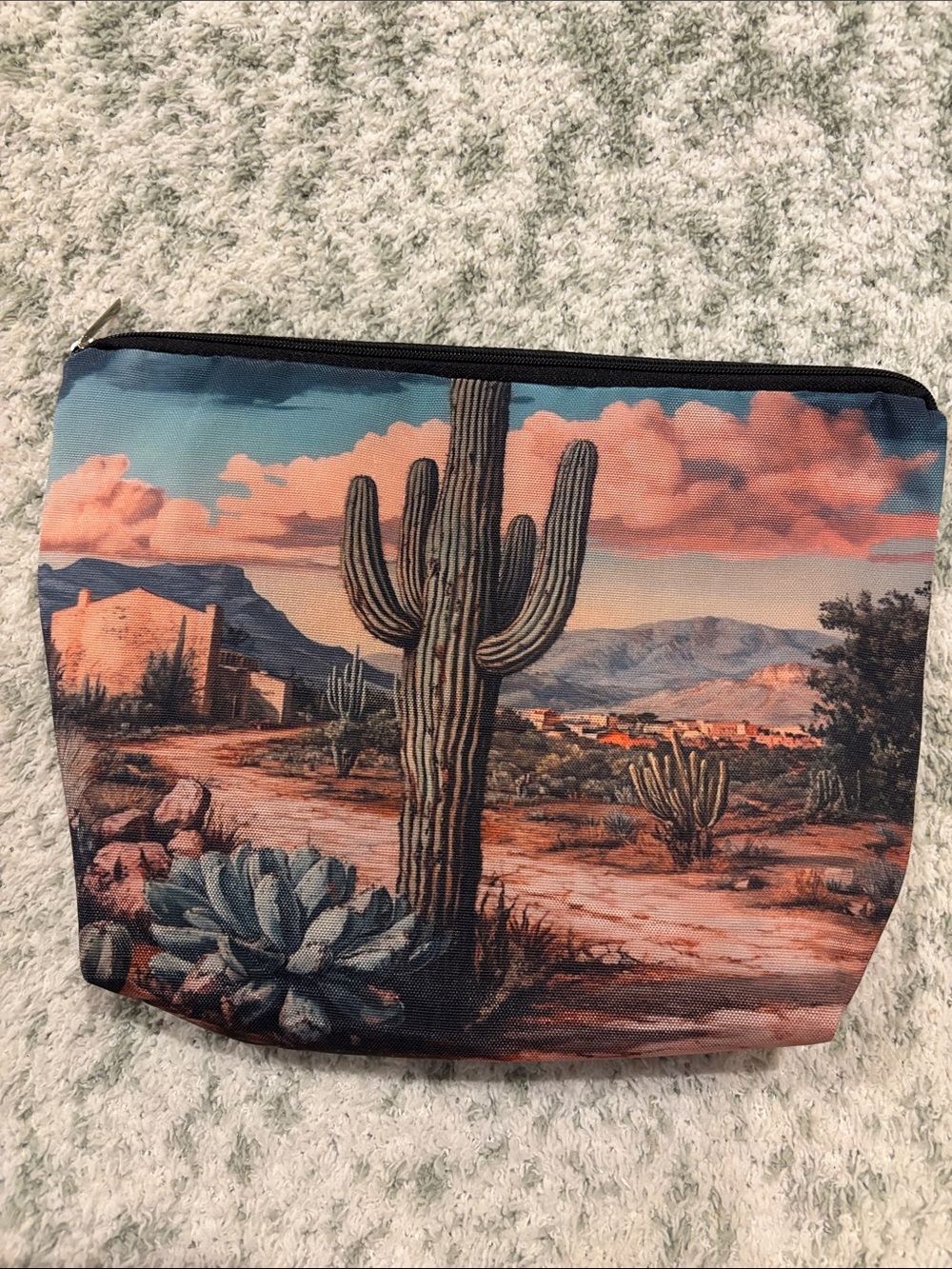 Sonoran Desert Cactus Cosmetic Travel Bag Zip Pouch NWT 9.5x7.5”